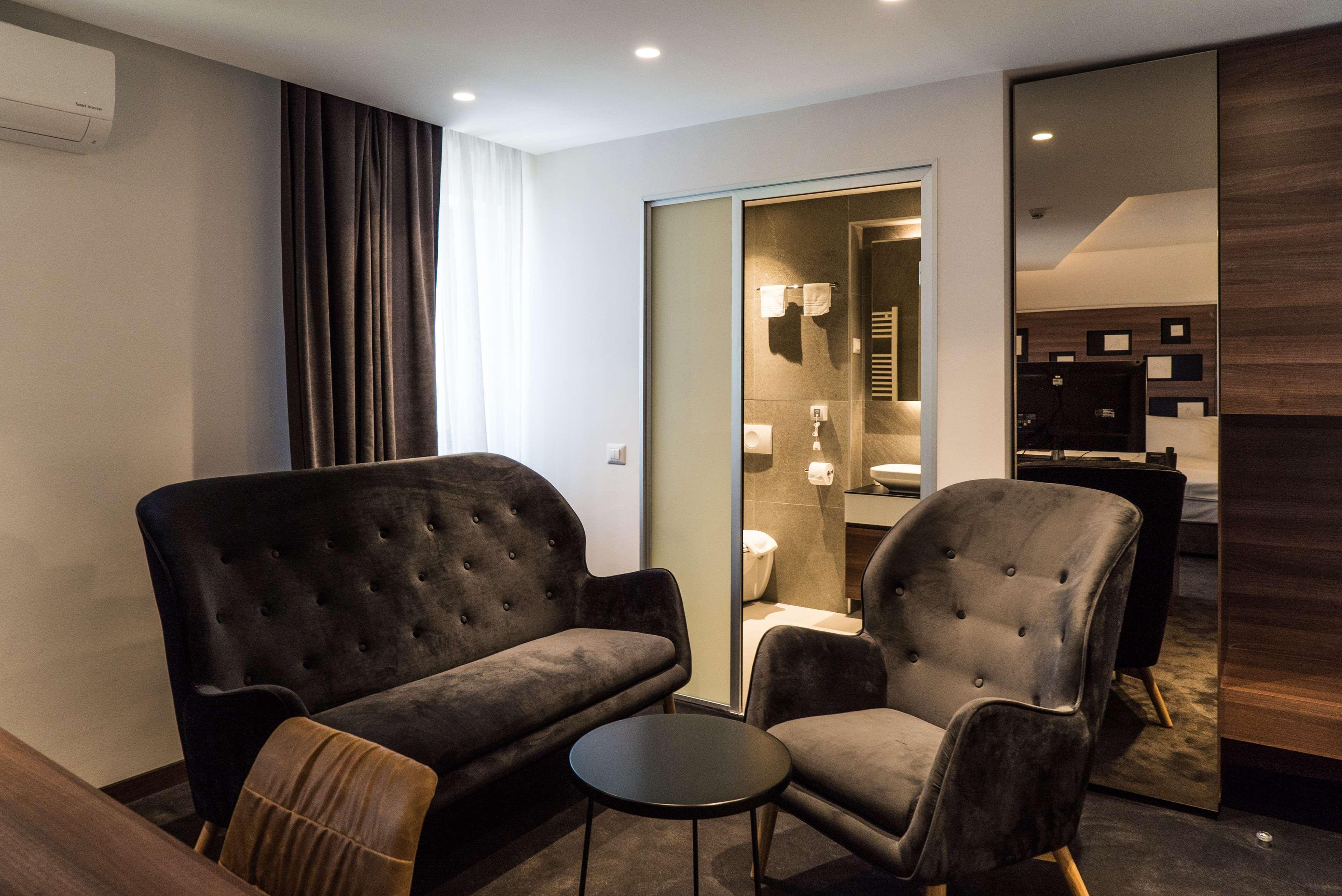 Best Western Premier Natalija Residence Belgrado Buitenkant foto